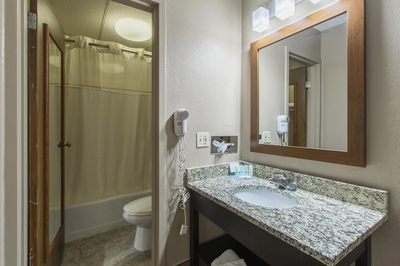 Hotel Greenridge Wickliffe
